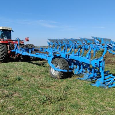 Плуг оборотный DAIMAN-7+1